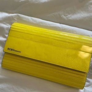 BCBG generation clutch
